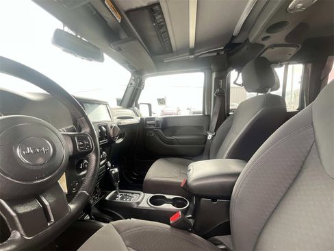 Used 2017 Jeep Wrangler Unlimited Sport w/ Quick Order Package 24S image 10