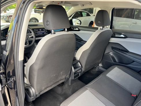 Used 2022 Volkswagen Taos S w/ IQ Drive S Package AWD/4WD image 9