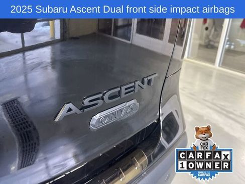 Used 2025 Subaru Ascent Onyx Edition image 17
