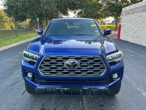 Used 2023 Toyota Tacoma TRD Off-Road w/ Technology Package AWD/4WD image 9