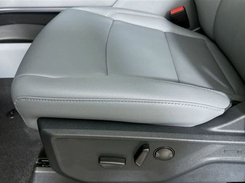 New 2025 Ford F150 Lightning Flash image 31