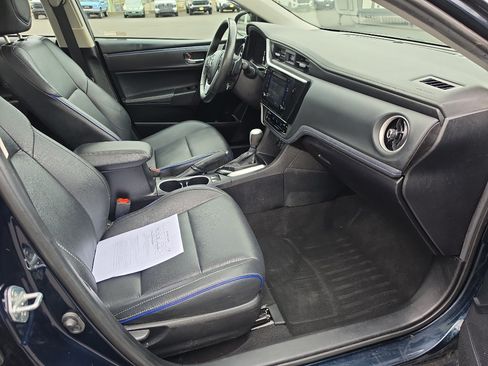 Certified 2019 Toyota Corolla XSE FWD image 16