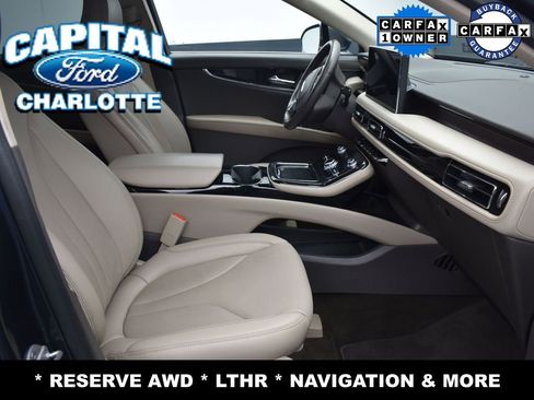 Used 2022 Lincoln Nautilus Reserve image 9