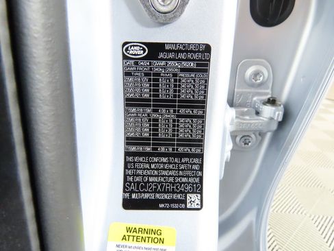 Certified 2024 Land Rover Discovery Sport S image 36