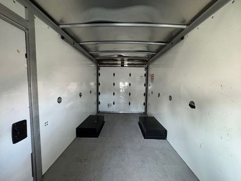 Used 2023 Ford Transit 350 DRW RWD image 12