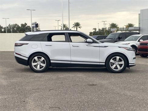 Used 2018 Land Rover Range Rover Velar S image 27