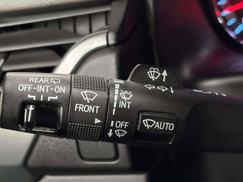 Used 2020 Chevrolet Tahoe 4WD w/ Remote Keyless Entry Package image 28