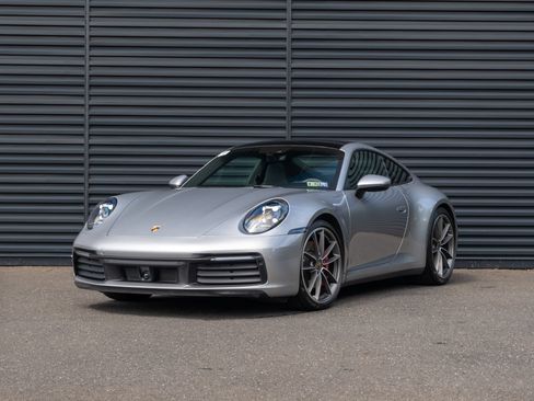 Certified 2021 Porsche 911 Carrera 4S AWD/4WD image 1