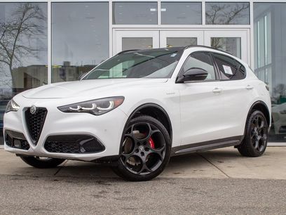 New 2025 Alfa Romeo Stelvio Sprint w/ Veloce Package