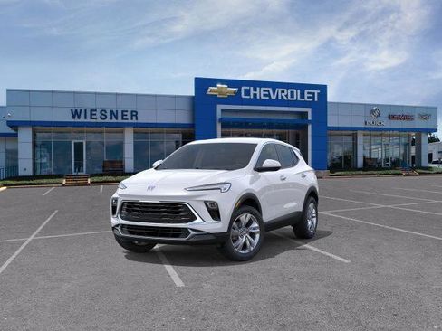 New 2026 Buick Encore GX Preferred FWD image 8