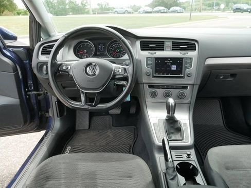 Used 2016 Volkswagen Golf S FWD image 21