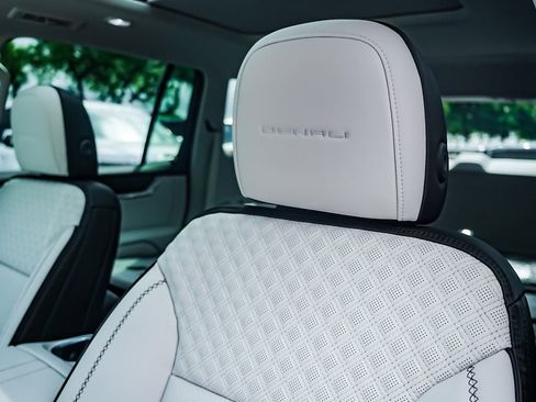 New 2026 GMC Acadia Denali image 11