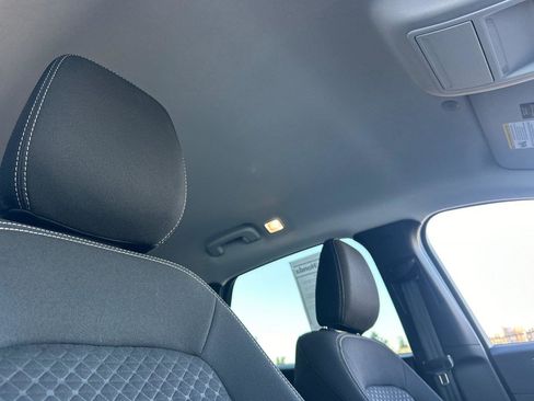 Used 2025 Ford Escape Active image 16