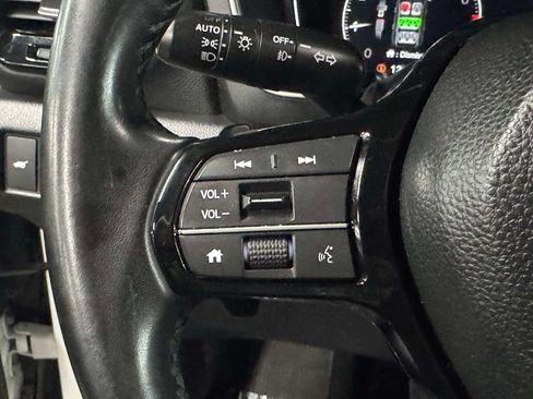 Used 2024 Honda Pilot EX-L image 23