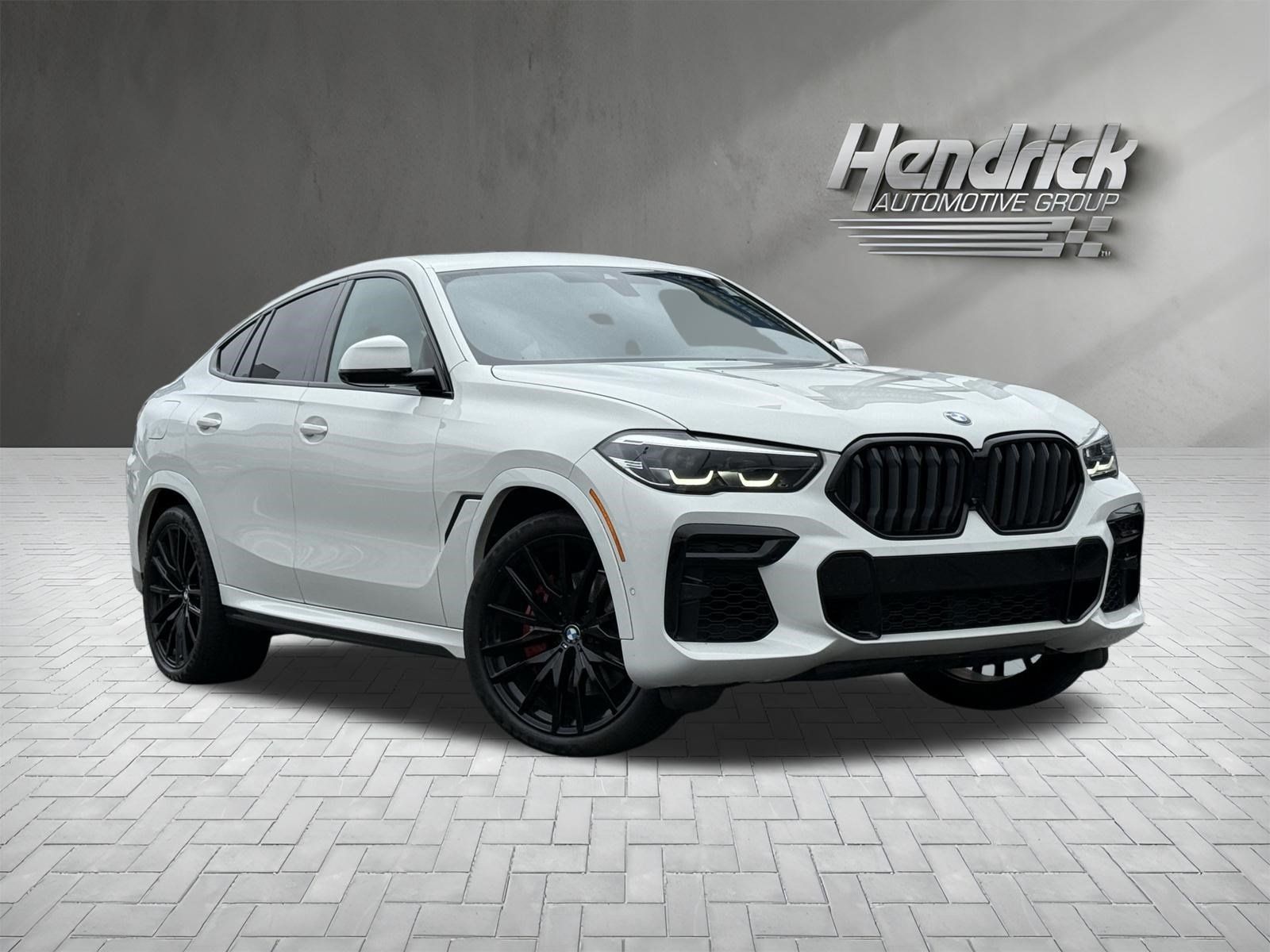 Used 2022 BMW X6 xDrive40i w/ M Sport Package AWD/4WD image 2