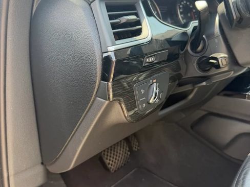 Used 2017 Audi Q7 2.0T Premium AWD/4WD image 16