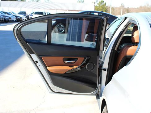 Used 2015 BMW 328d Sedan image 32