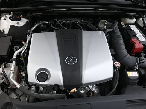 Used 2024 Lexus ES 350 w/ Premium Package FWD image 16