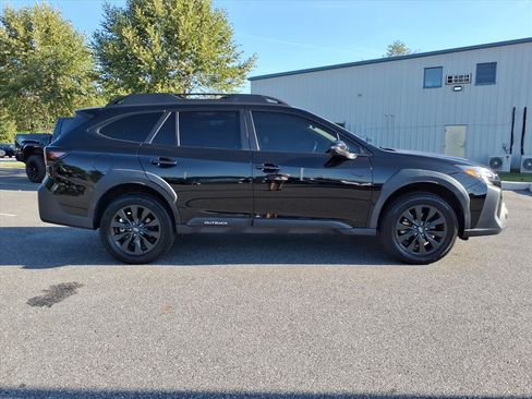 Used 2024 Subaru Outback Onyx Edition XT w/ Tech Package 3 AWD/4WD image 3