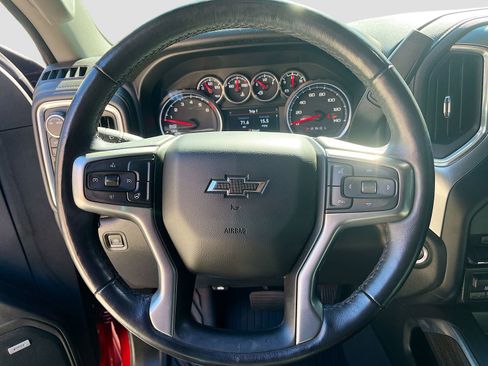 Used 2021 Chevrolet Silverado 1500 LT Trail Boss w/ Convenience Package II image 11