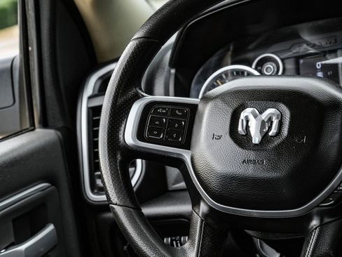 Used 2020 RAM 2500 Big Horn image 18