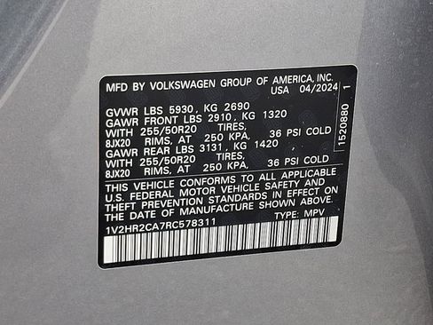 Used 2024 Volkswagen Atlas SE image 27