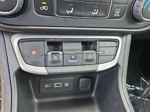 Certified 2023 GMC Terrain SLE FWD image 20