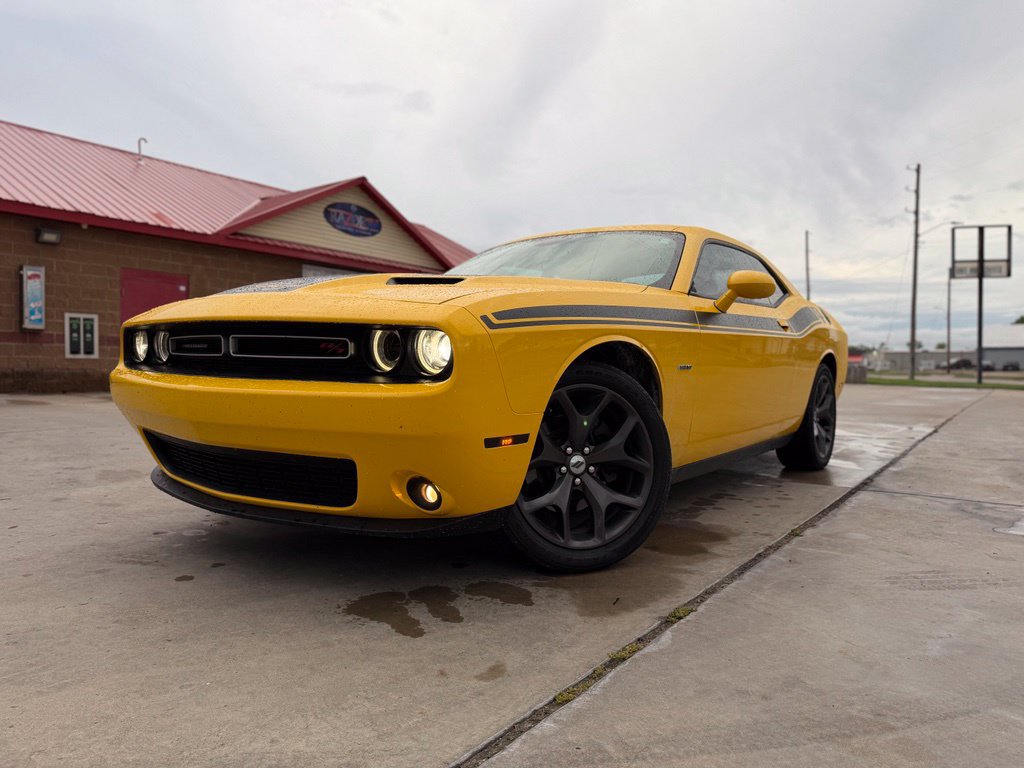 Used 2018 Dodge Challenger R/T Plus RWD image 8