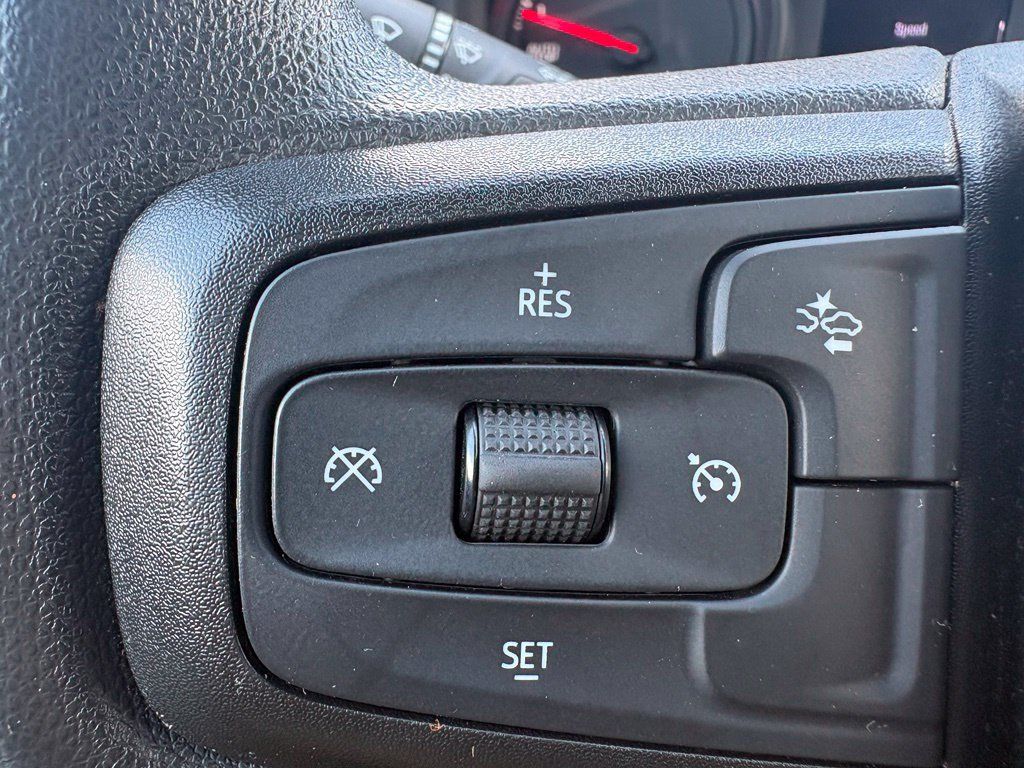 Used 2025 Chevrolet Silverado 1500 Custom AWD/4WD image 31
