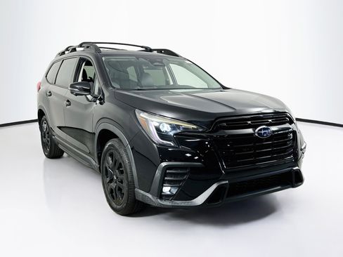 Used 2023 Subaru Ascent Onyx Edition Limited AWD/4WD image 3