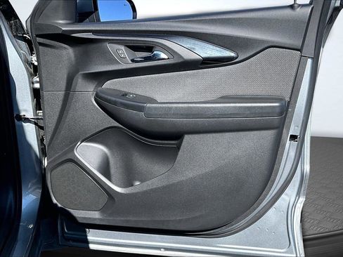 Used 2023 Chevrolet TrailBlazer LT w/ Convenience Package image 25