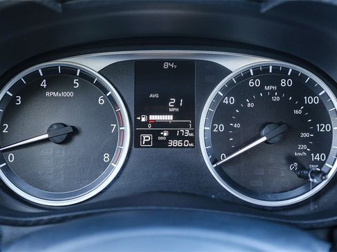 Certified 2025 Nissan Versa S w/ Trunk Package image 22