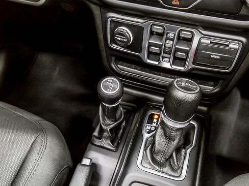 Used 2020 Jeep Gladiator Sport w/ Quick Order Package 24S AWD/4WD image 25