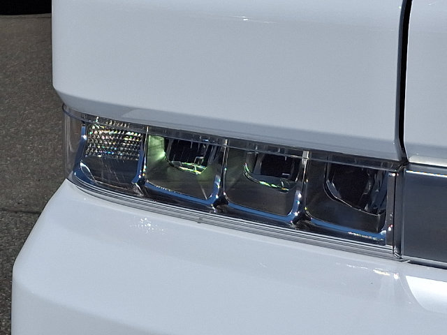 Used 2024 Chevrolet Brightdrop 600 w/ Commercial Equipment Package AWD/4WD image 27
