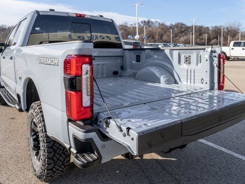 New 2026 Ford F250 Platinum w/ Tremor Off-Road Package image 50