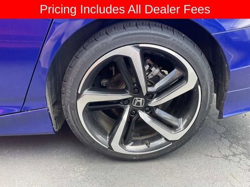 Used 2022 Honda Accord Sport image 3