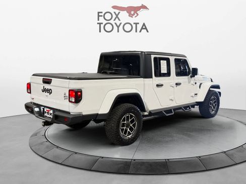 Used 2023 Jeep Gladiator Sport AWD/4WD image 6