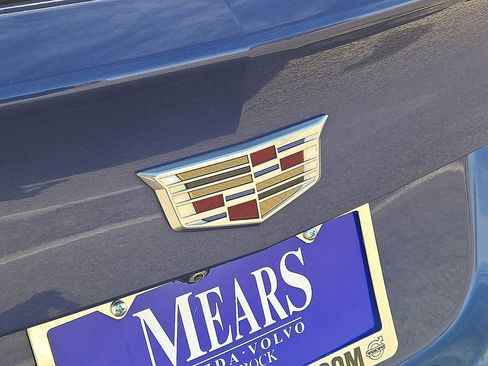 Used 2022 Cadillac XT4 Premium Luxury w/ Safety Alert Package image 13