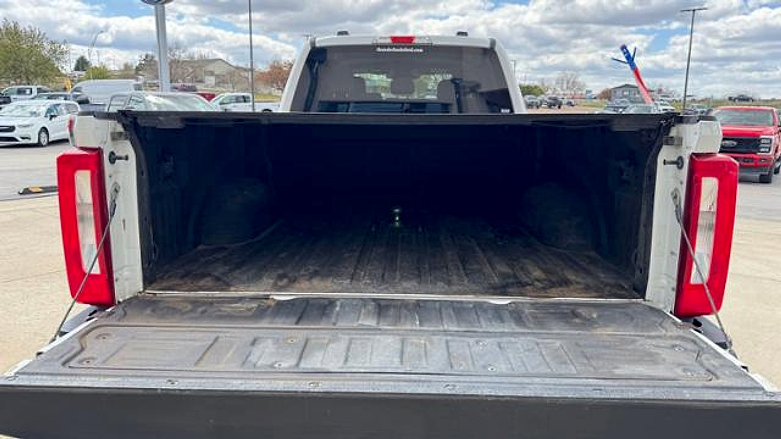 Used 2023 Ford F350 XLT w/ FX4 Off-Road Package AWD/4WD image 5