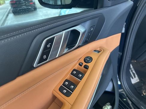 Used 2023 BMW X5 sDrive40i w/ M Sport Package image 41