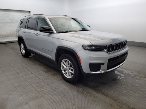 Used 2023 Jeep Grand Cherokee L Laredo w/ Luxury Tech Group I image 13
