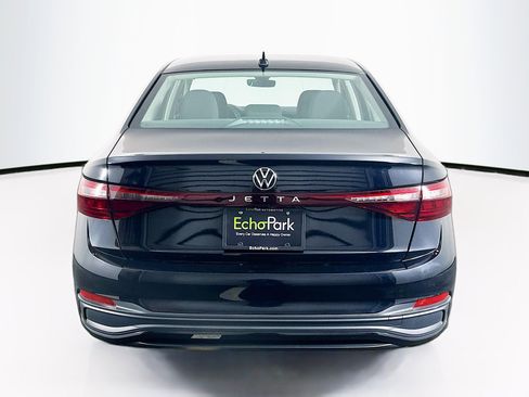 Used 2025 Volkswagen Jetta S image 7