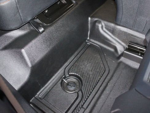 Used 2023 Ford Bronco Badlands w/ Sasquatch Package image 49