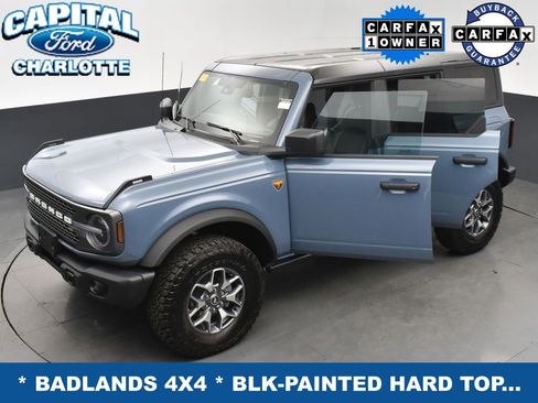 Used 2025 Ford Bronco Badlands image 32