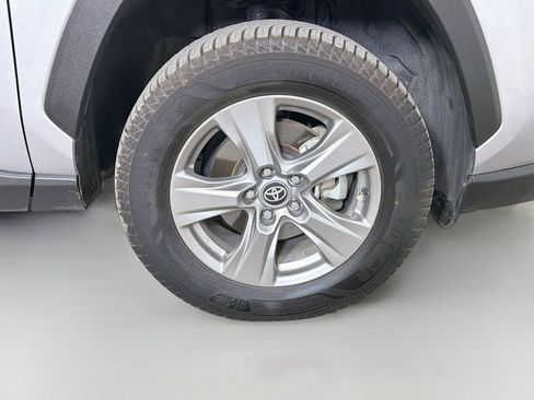 Used 2024 Toyota RAV4 XLE AWD/4WD image 27