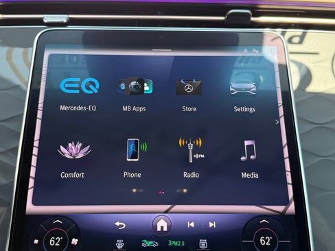 Used 2023 Mercedes-Benz EQS 450+ Sedan image 33
