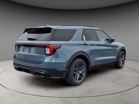 New 2026 Ford Explorer ST image 8
