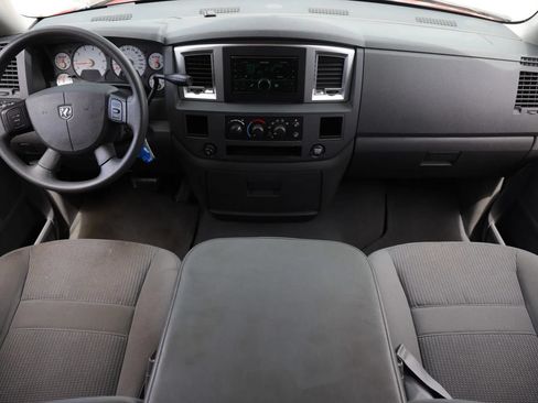 Used 2007 Dodge Ram 1500 Truck SLT RWD image 2