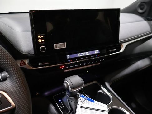 New 2026 Toyota Sienna Limited image 20