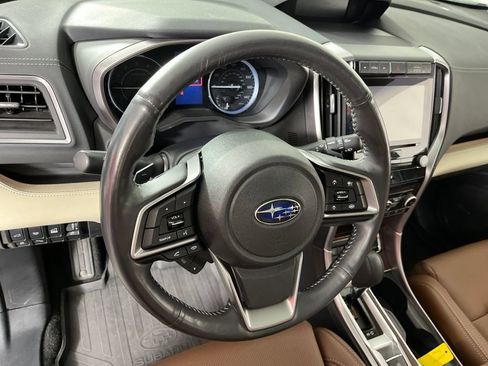 Used 2022 Subaru Ascent Touring AWD/4WD image 28